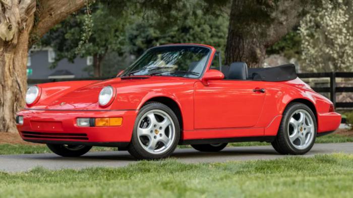 H Porsche Carrera 2 Cabrio του 1991.